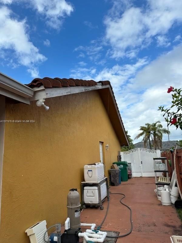 Real estate property located at 7070 156th Ct, Miami-Dade County, WESTWIND LAKES SEC 3, Miami, FL