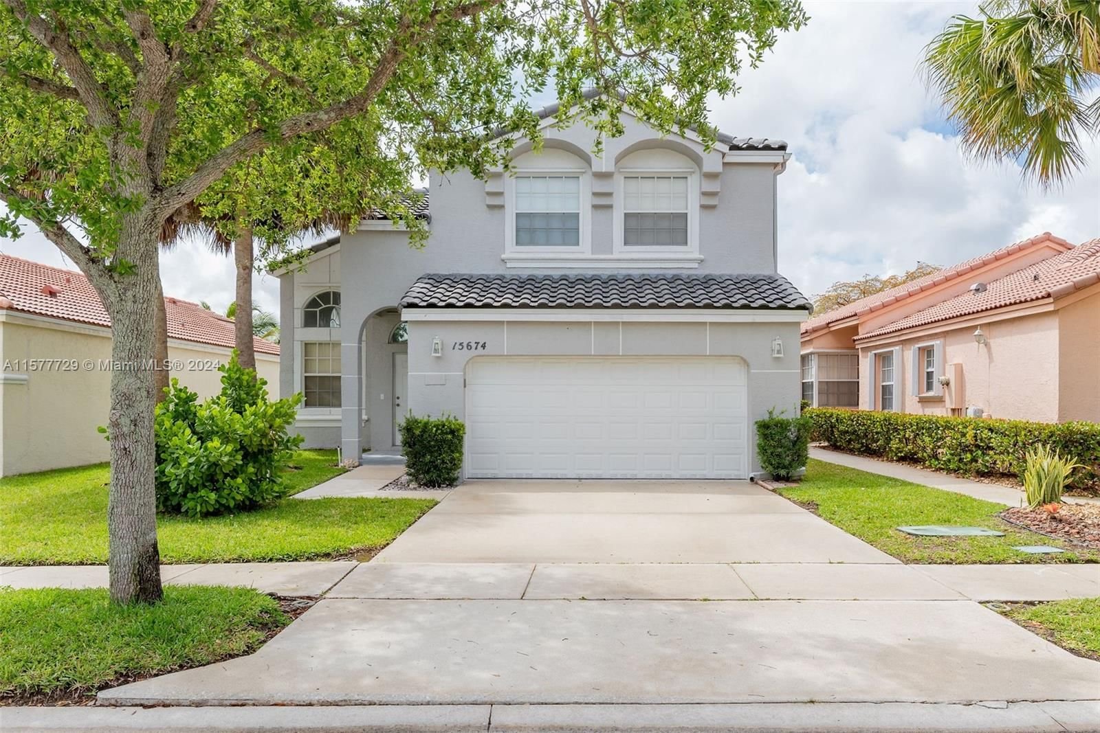 Real estate property located at 15674 12th Mnr, Broward County, TOWNGATE, Pembroke Pines, FL