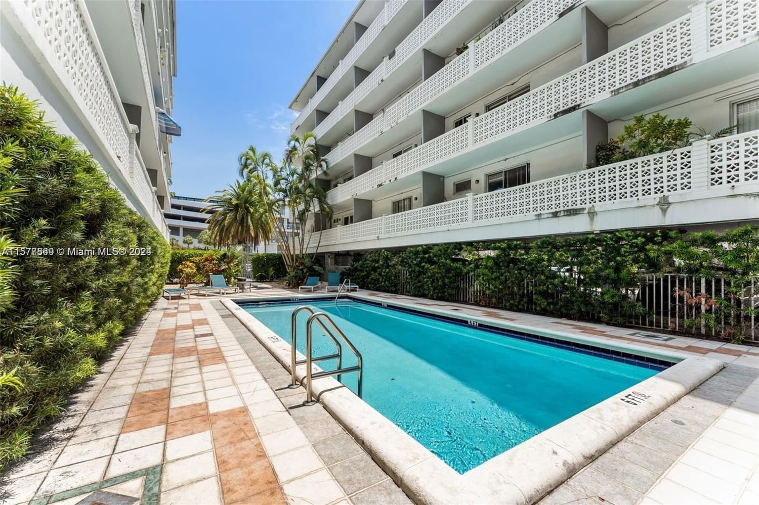 Real estate property located at 1614 West Ave #206, Miami-Dade County, TWIN TOWERS CONDO, Miami Beach, FL