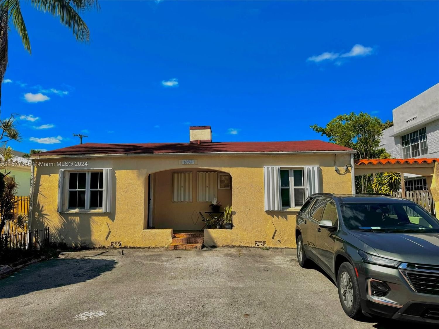 Real estate property located at 6932 Bay Dr, Miami-Dade County, Miami Beach, FL