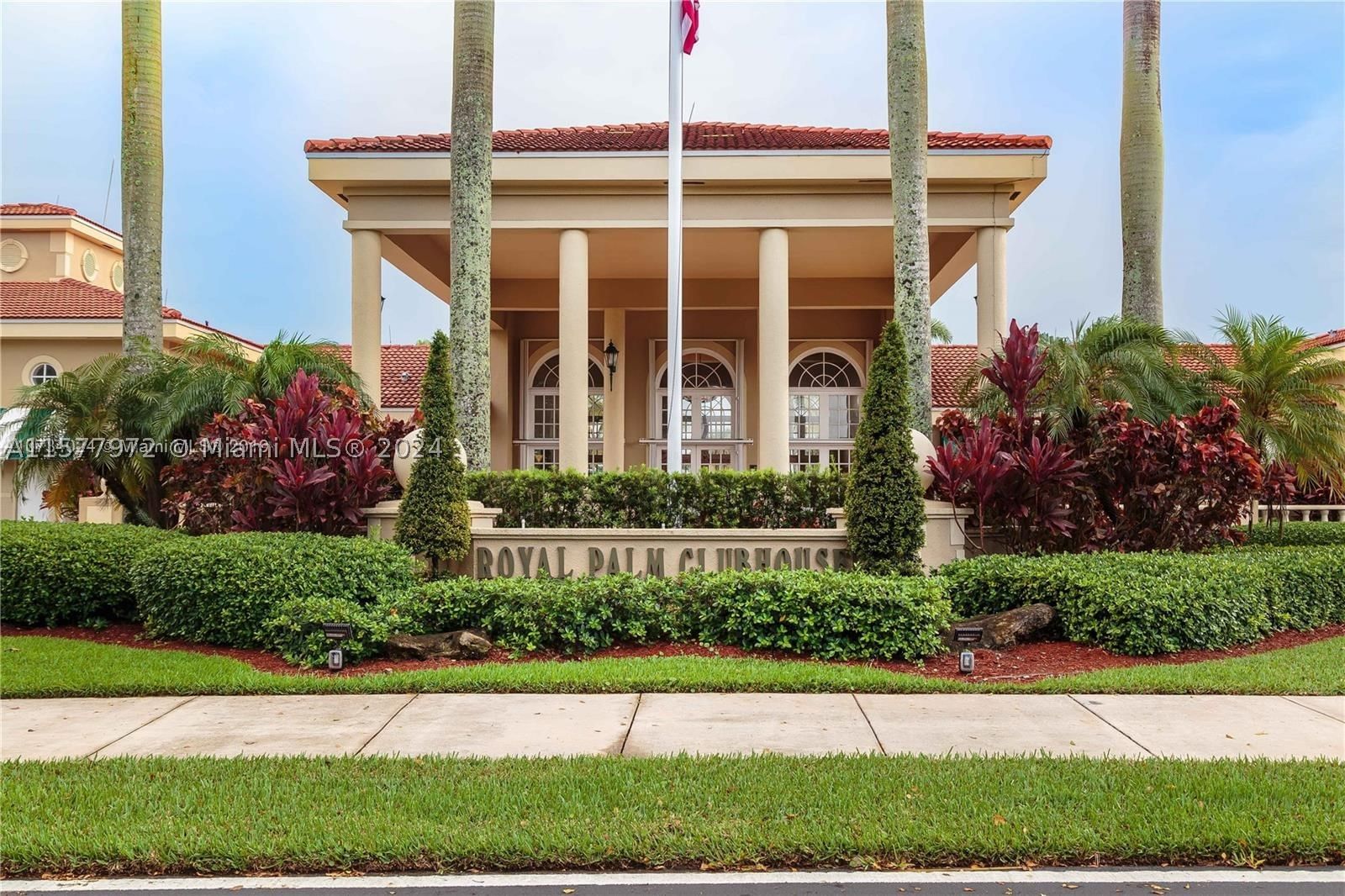 Real estate property located at 2008 26th Ln #204, Miami-dade, Keys Gate Condo No Eight, Homestead, FL