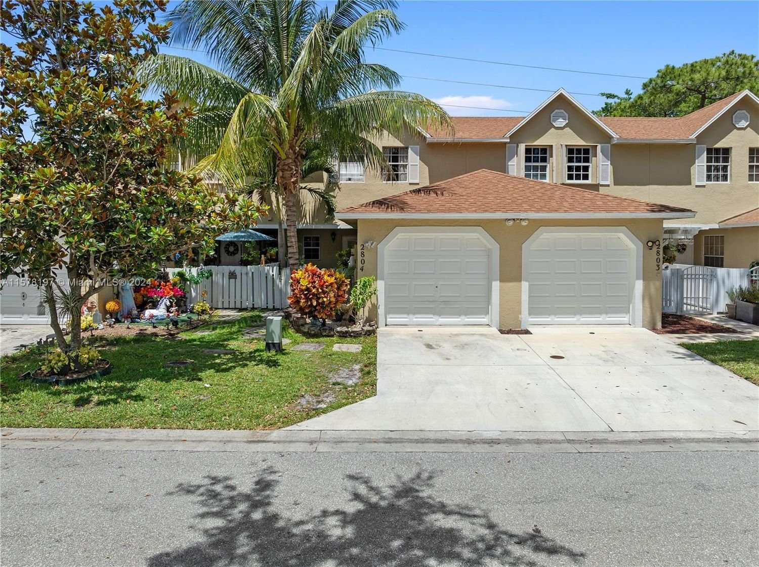 Real estate property located at 2804 Maplewood Dr #2804, Palm Beach County, JOGGERS RUN, Green Acres, FL