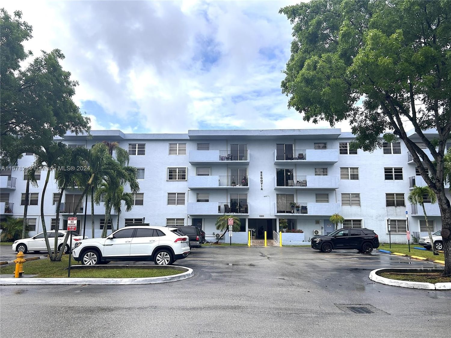 Real estate property located at 1221 122nd Ave #304, Miami-Dade County, SEGOVIA CONDO, Miami, FL