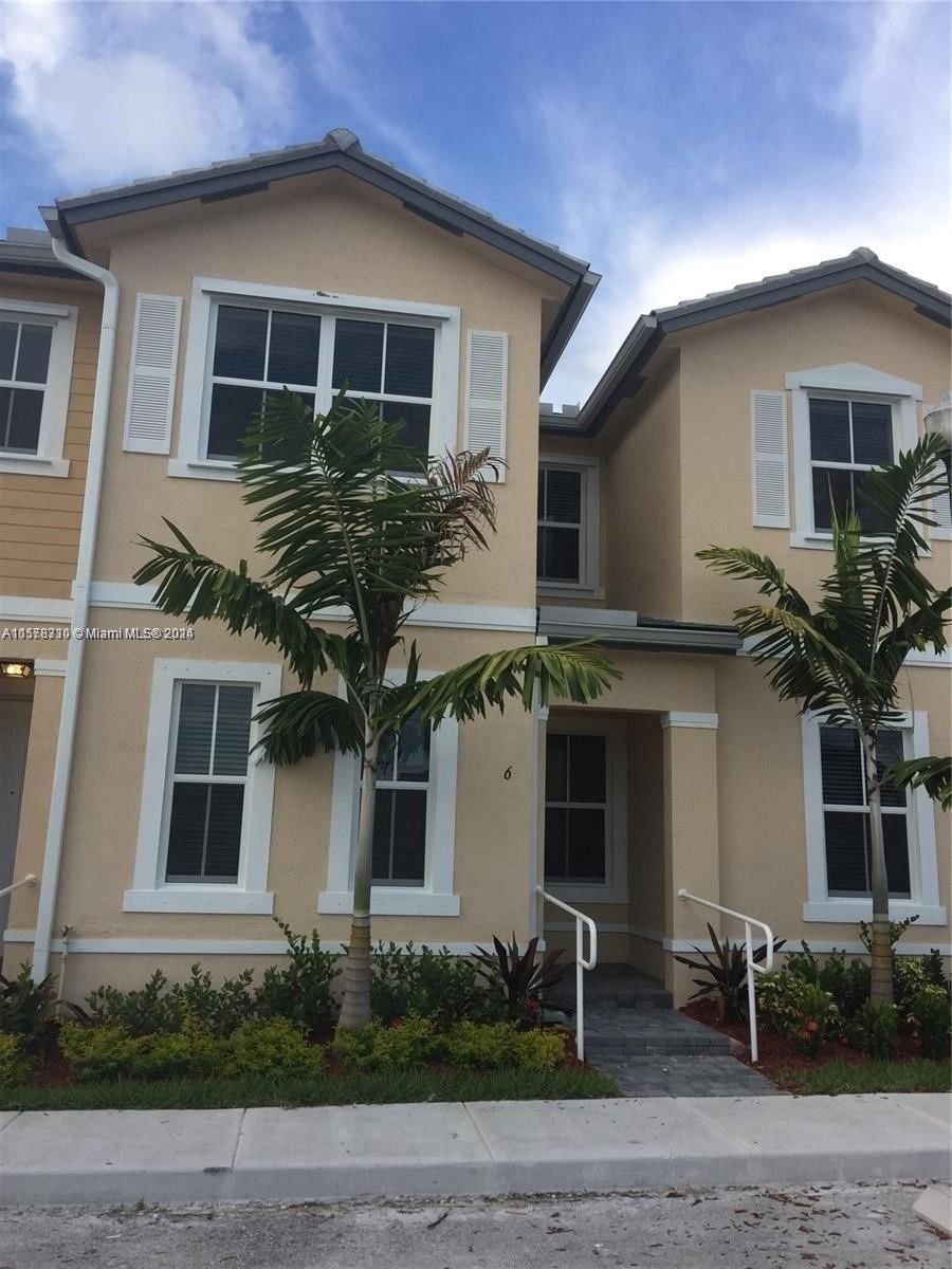 Real estate property located at 2819 1st Dr #6, Miami-Dade County, FIJI CONDO NO 1, Homestead, FL