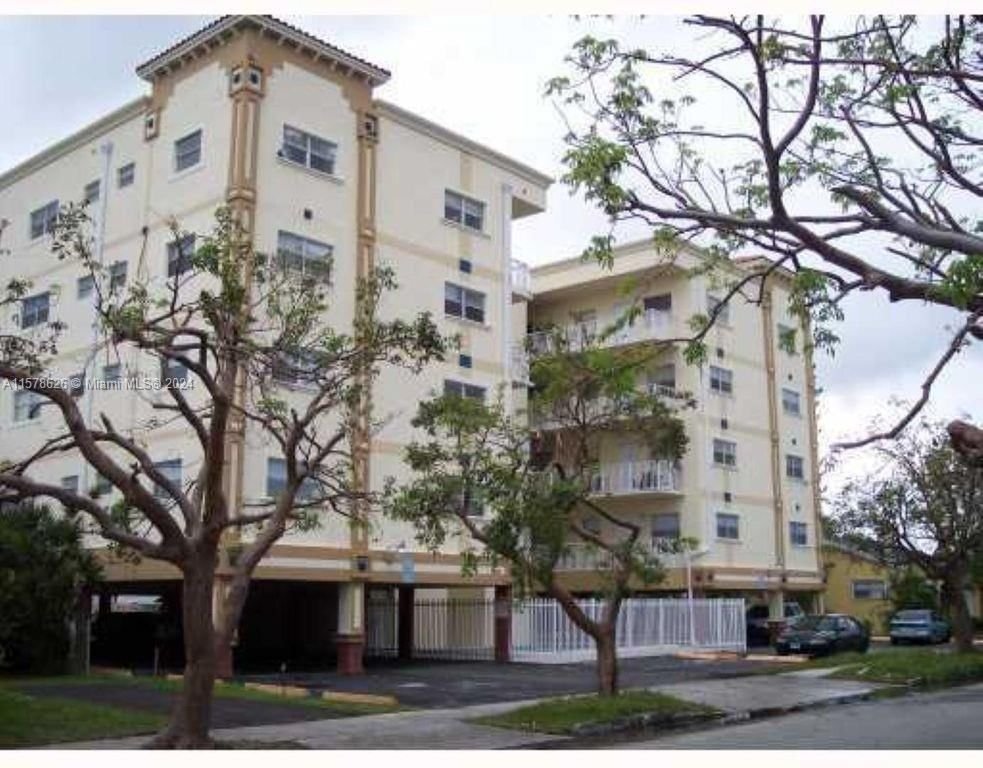 Real estate property located at 2008 Jackson St D9, Broward County, PIER 43 CONDO, Hollywood, FL