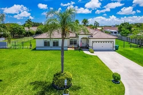 Real estate property located at 28331 158th Ave, Miami-Dade County, REDAVO ESTATES 2ND ADDN, Homestead, FL