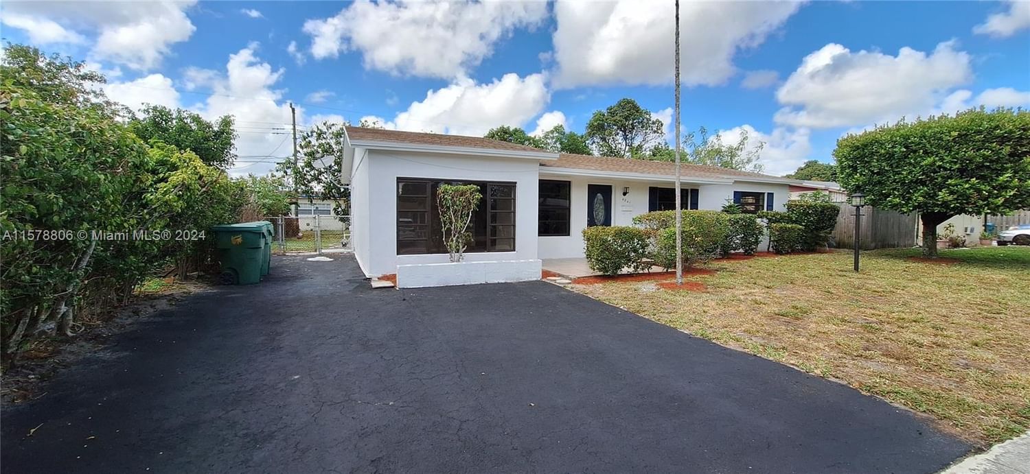 Real estate property located at 4941 17th St, Broward County, FLAIR SUB NO 5, Lauderhill, FL