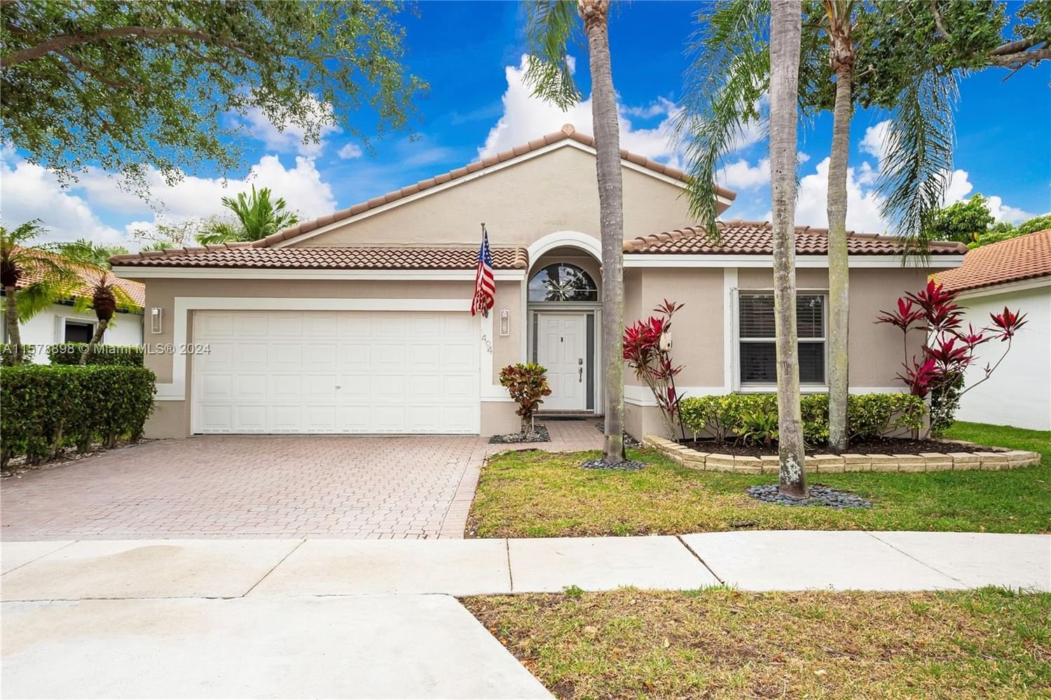 Real estate property located at 1494 151st Ave, Broward County, ENCINO, Pembroke Pines, FL