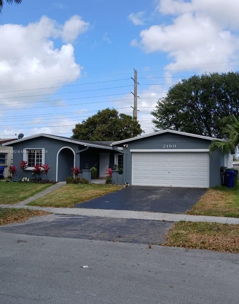 Real estate property located at 2190 91st Ter, Broward County, RAINBOW LAKES, Pembroke Pines, FL