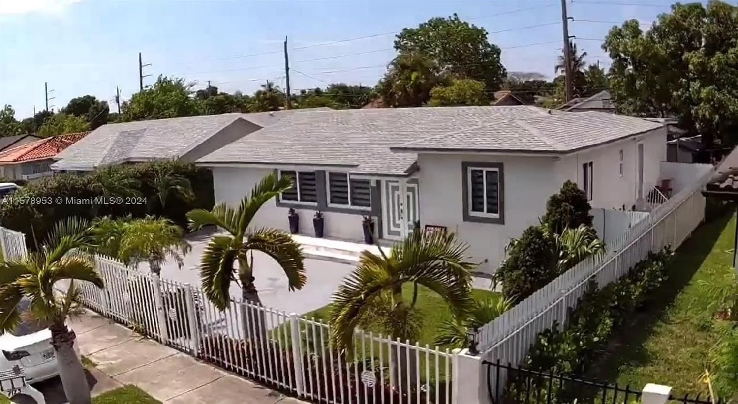 Real estate property located at 7125 13th St, Miami-Dade County, SUGAR TREE GROVE SUB, Miami, FL