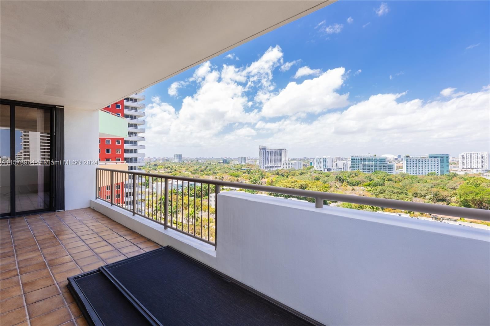 Real estate property located at 1581 Brickell Ave #1107, Miami-dade, Villa Regina Condo, Miami, FL