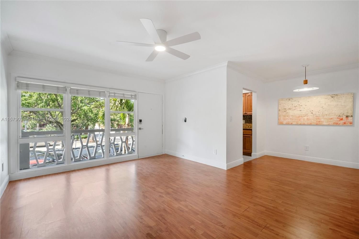 Real estate property located at 21 Edgewater Dr #204, Miami-Dade County, EDGEWATER OF CORAL GABLES, Coral Gables, FL