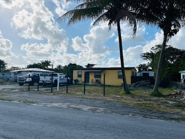 Real estate property located at 12410 Randall Park Dr, Miami-Dade County, RANDALL PARK, Miami, FL