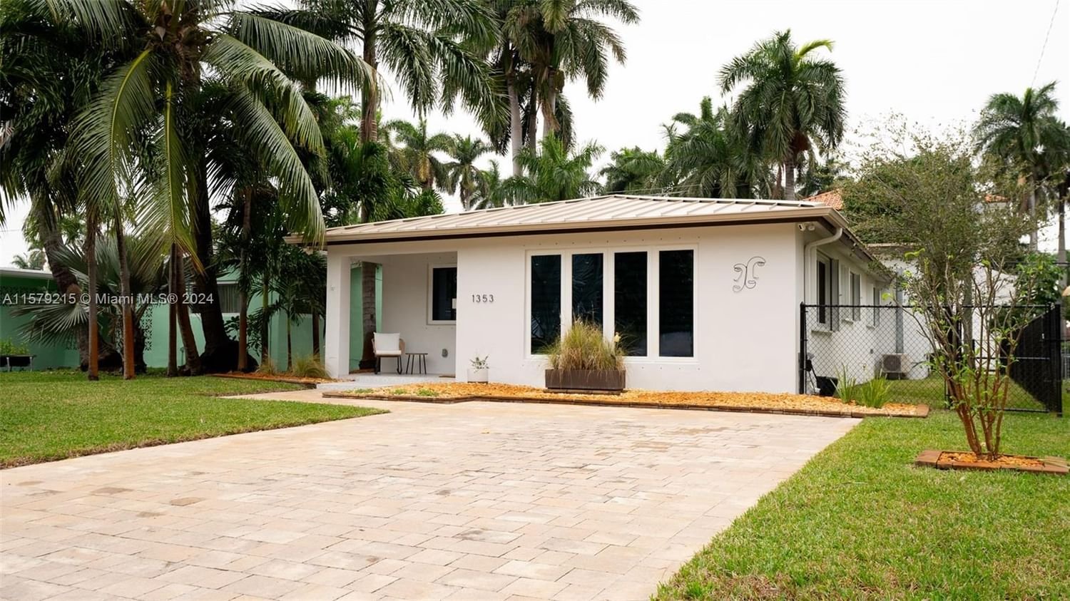 Real estate property located at 1353 Van Buren St, Broward County, HOLLYWOOD LAKES SECTION, Hollywood, FL