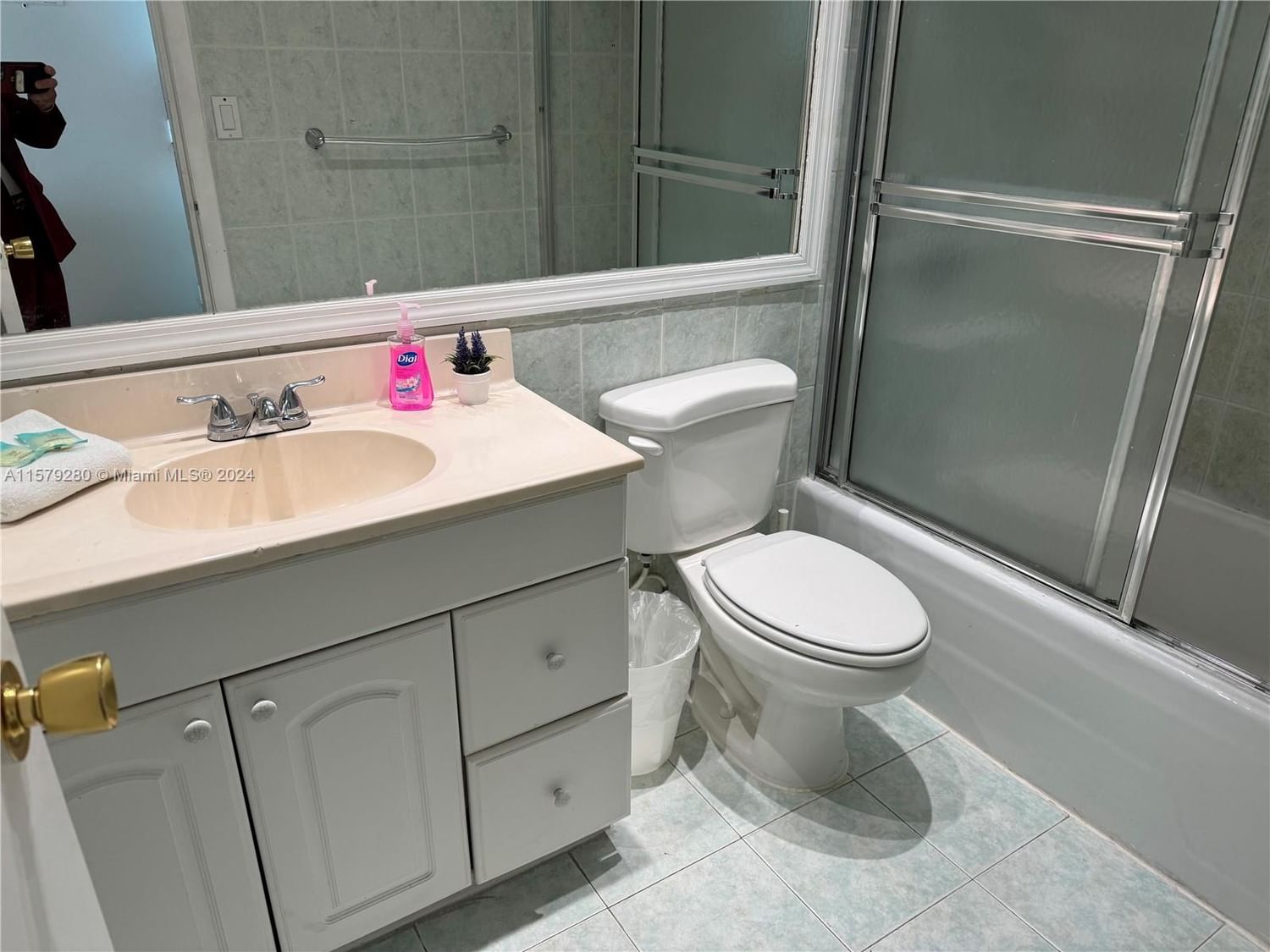 Real estate property located at 5445 Collins Ave #814, Miami-dade, Castle Beach Club Condo, Miami Beach, FL