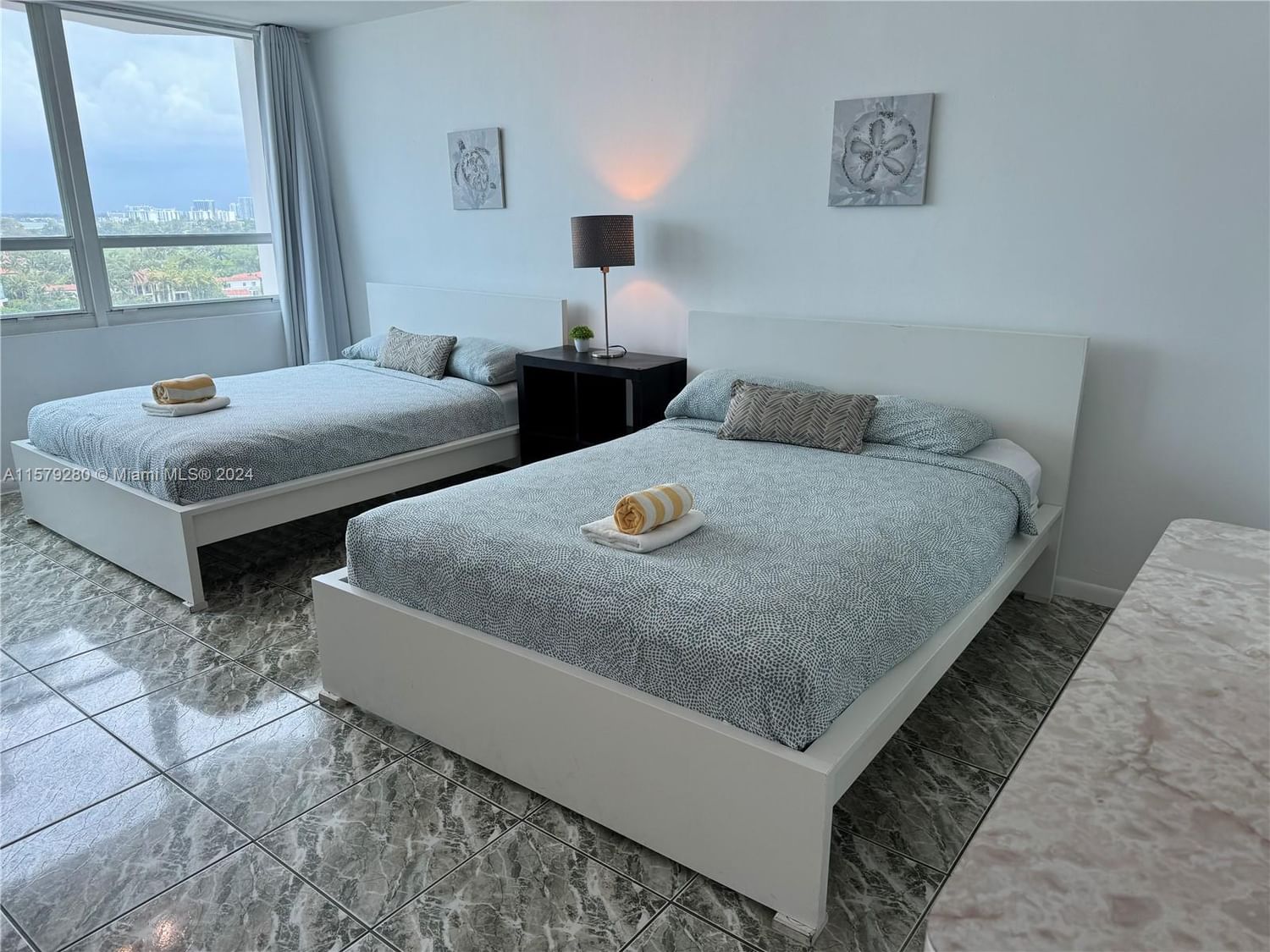 Real estate property located at 5445 Collins Ave #814, Miami-dade, Castle Beach Club Condo, Miami Beach, FL