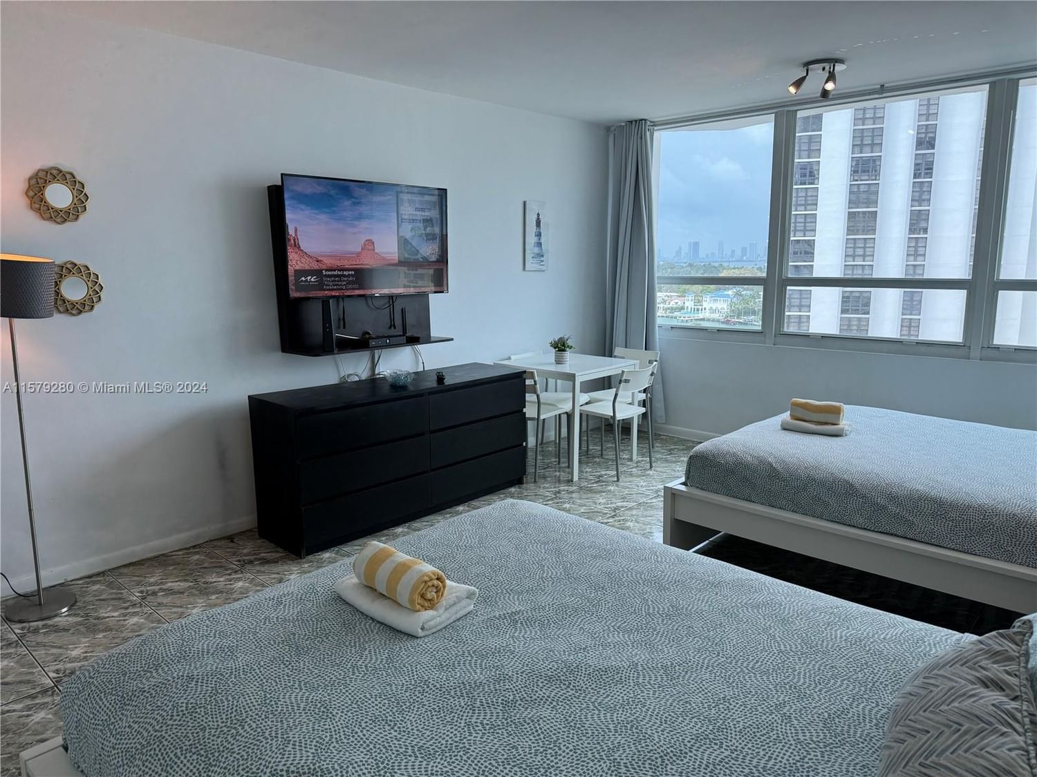 Real estate property located at 5445 Collins Ave #814, Miami-dade, Castle Beach Club Condo, Miami Beach, FL