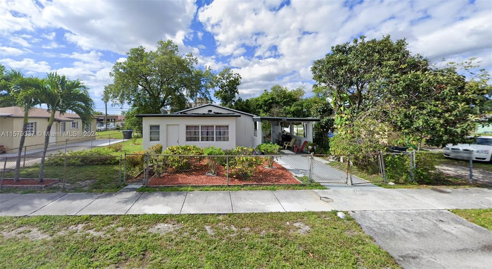 Real estate property located at 4330 28th St, Broward, HYDE PARK SECOND SECTION, West Park, FL