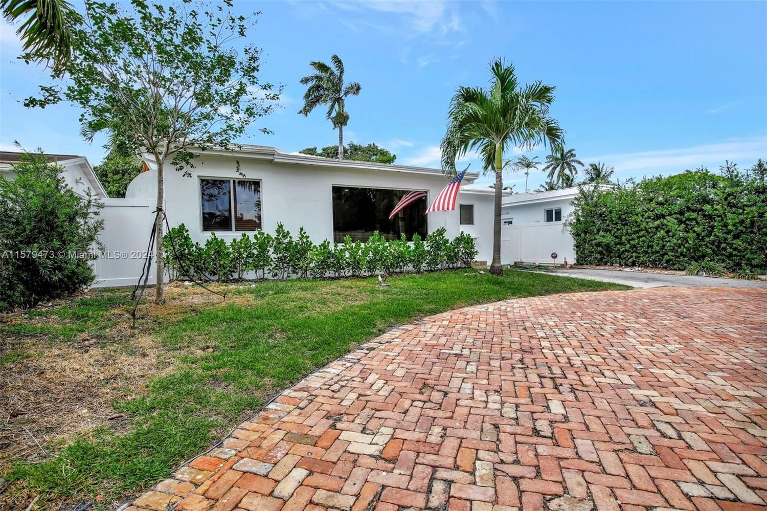 Real estate property located at 1527 Johnson St, Broward County, HOLLYWOOD COUNTRY CLUB DI, Hollywood, FL