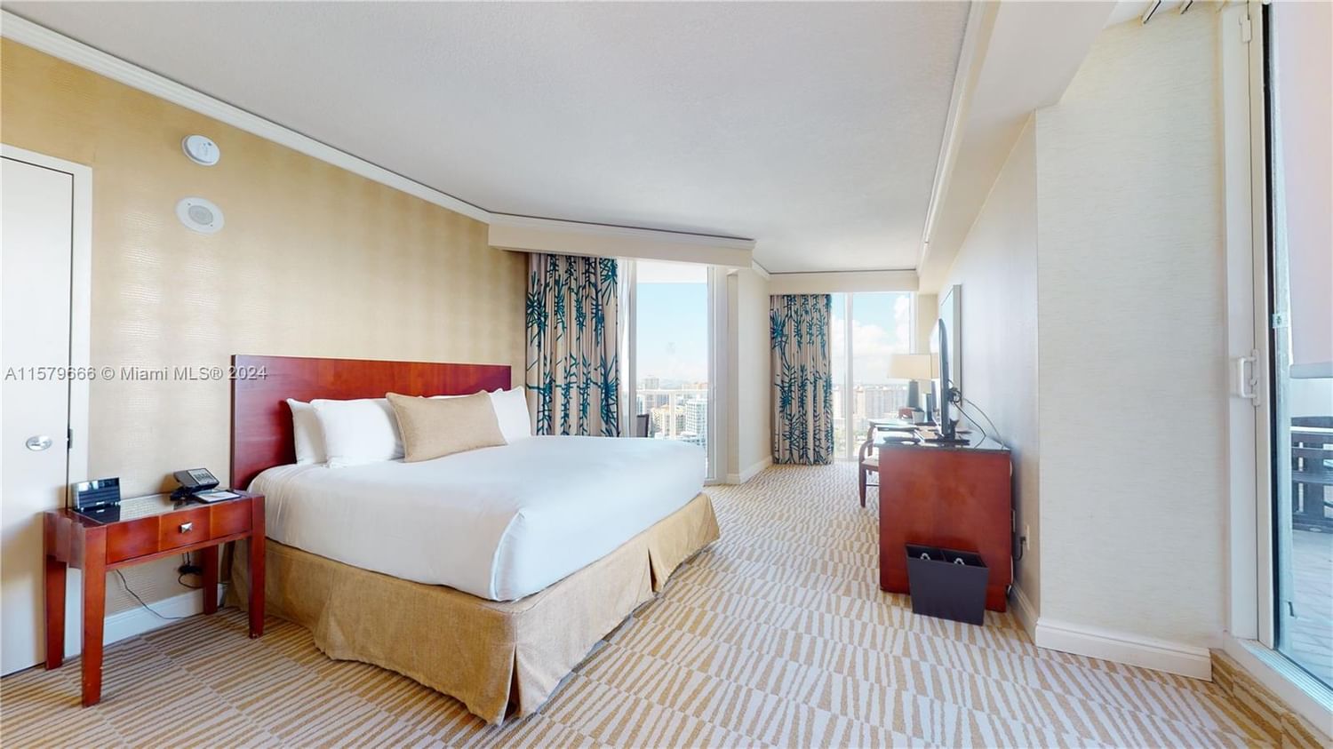 Real estate property located at 18001 Collins Ave #2414+2415, Miami-Dade, TRUMP INTERNATIONAL SONES, Sunny Isles Beach, FL