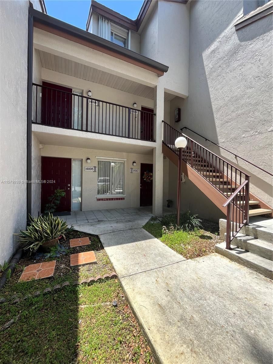 Real estate property located at 14012 91st Ter #14012, Miami-Dade County, PARC VISTA CONDO, Miami, FL