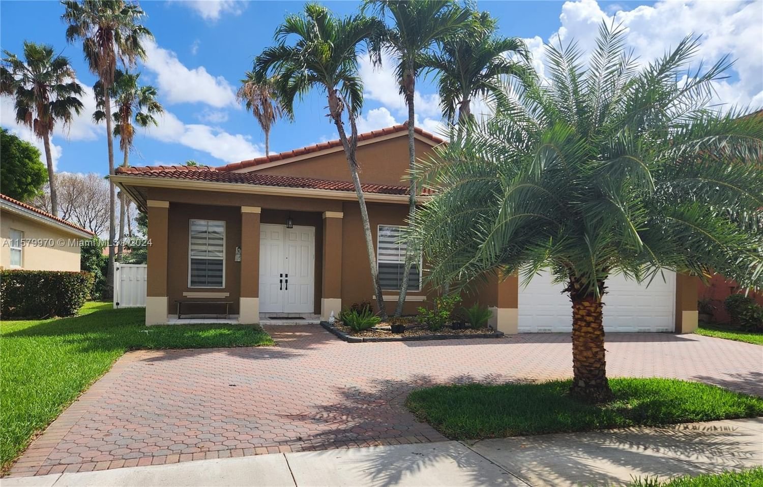 Real estate property located at 13150 24th St, Broward County, MONARCH LAKES-Palm Cove, Miramar, FL
