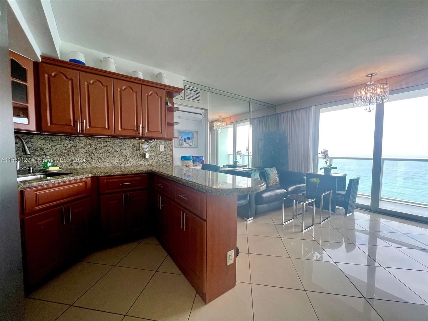 Real estate property located at 19201 COLLINS AV #816, Miami-Dade, THE AVENTURA BEACH CLUB CO, Sunny Isles Beach, FL