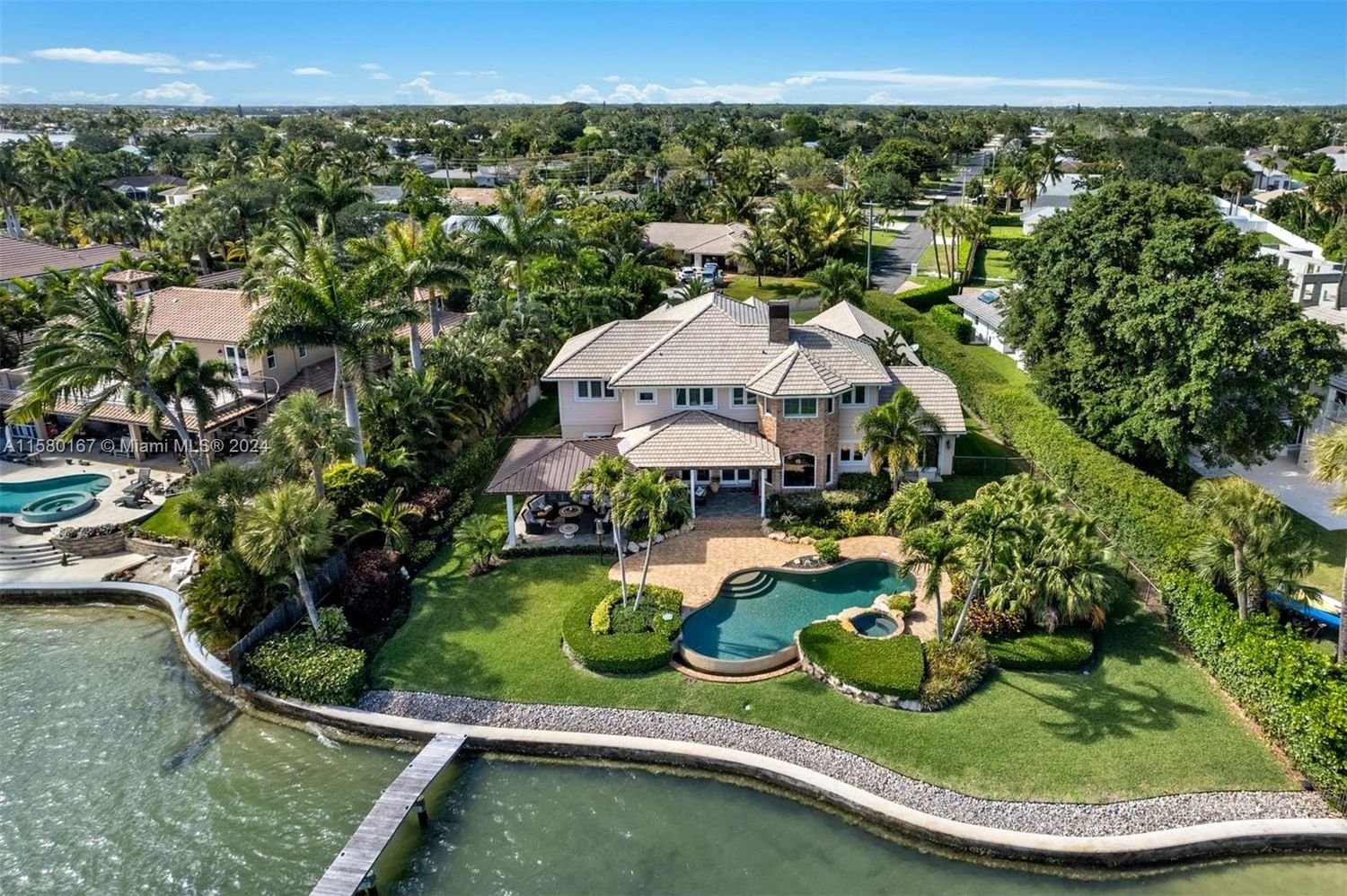 Real estate property located at 20 Yacht Club Pl, Palm Beach County, TEQUESTA COUNTRY CLUB, Tequesta, FL