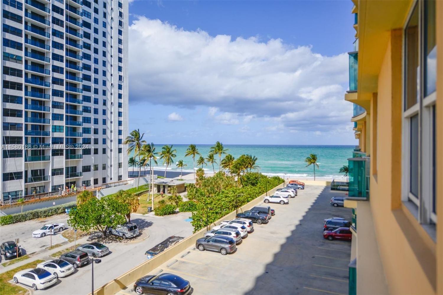 Real estate property located at 2501 Ocean Dr #539, Broward County, WAVE CONDO, Hollywood, FL