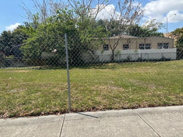 Real estate property located at 4727 6th Ave, Miami-Dade, BAY VISTA PARK AMD PL, Miami, FL