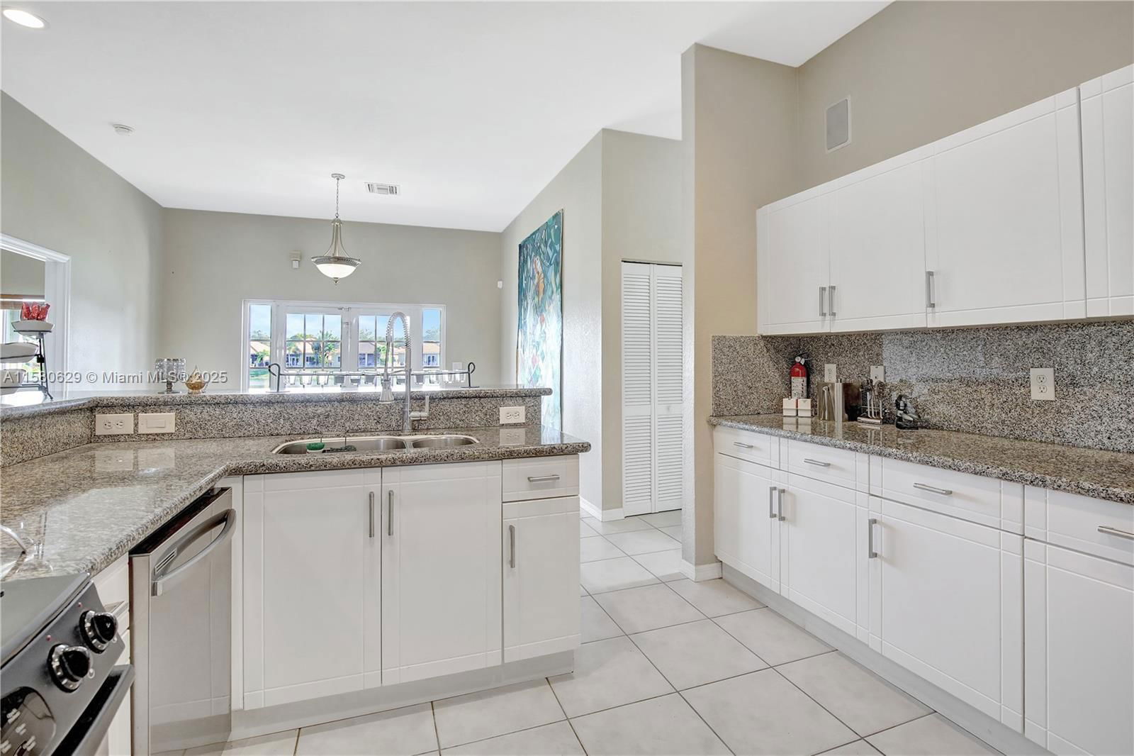 Real estate property located at 14134 29th St, Broward, Pod 13 At Monarch Lakes, Miramar, FL