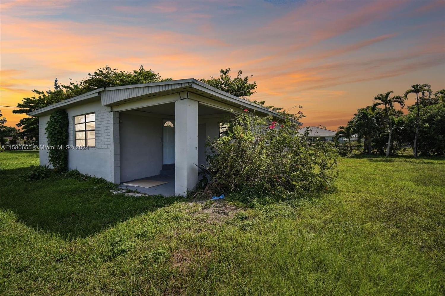 Real estate property located at 11400 22nd Ave, Miami-Dade County, HALOCK NO 2, Miami, FL