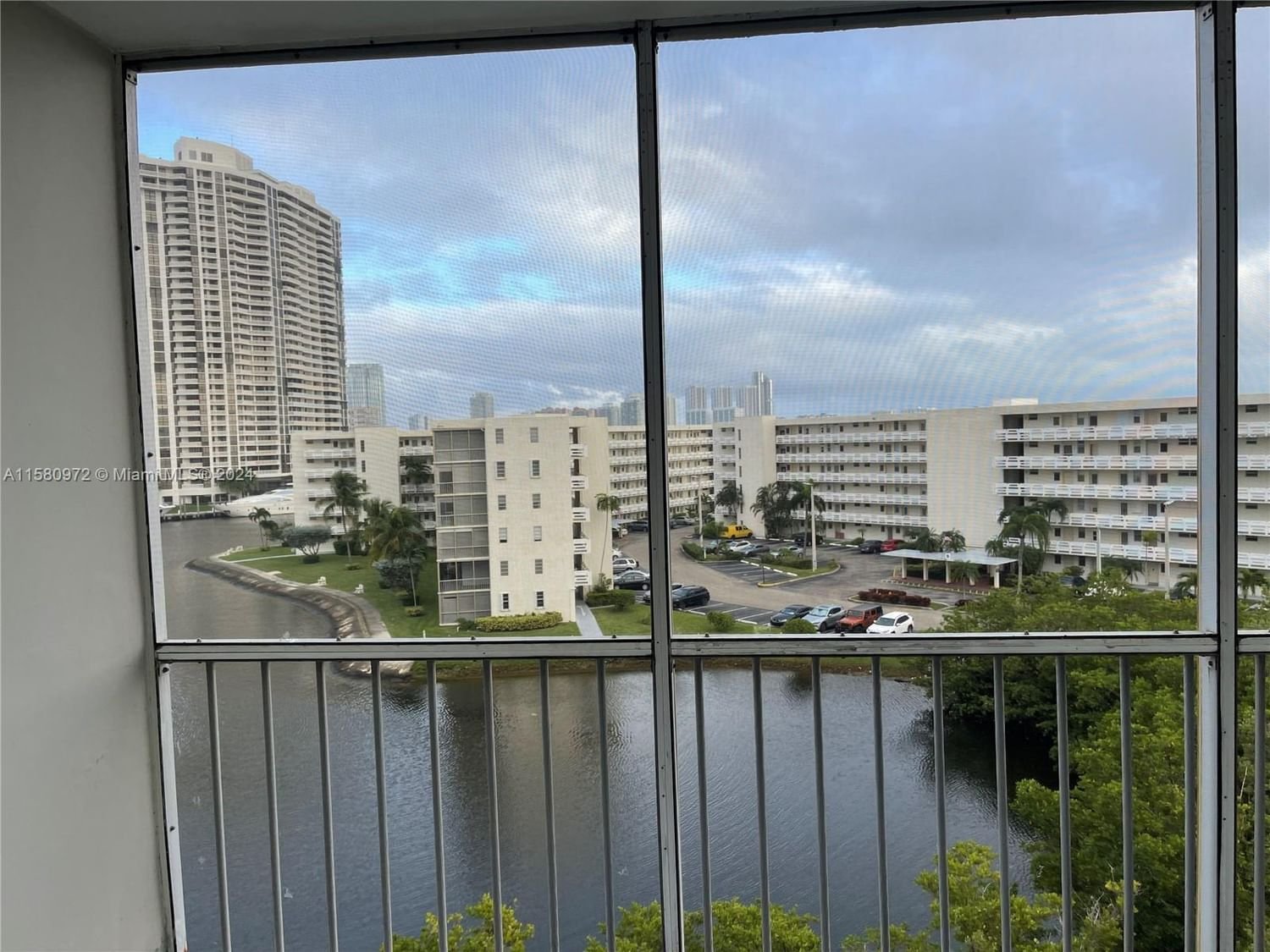 Real estate property located at 2930 Point East Dr E610, Miami-Dade County, POINT EAST ONE CONDO - BL, Aventura, FL