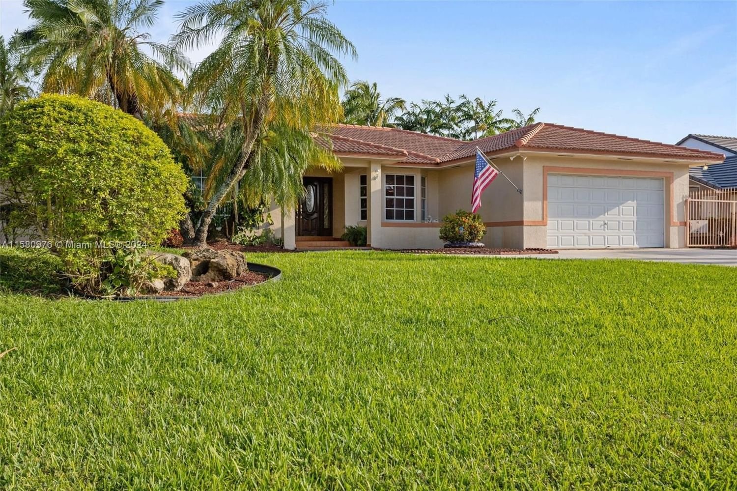 Real estate property located at 10440 131st St, Miami-Dade County, RO-JEN ESTATES, Hialeah Gardens, FL