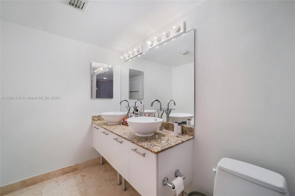 Real estate property located at 41 5th St #304, Miami-dade, Brickell On The River S T, Miami, FL