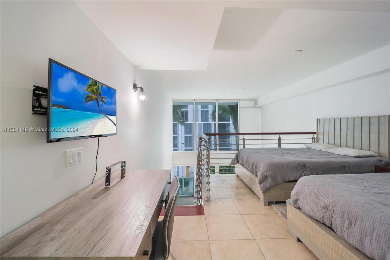 Real estate property located at 41 5th St #304, Miami-dade, Brickell On The River S T, Miami, FL