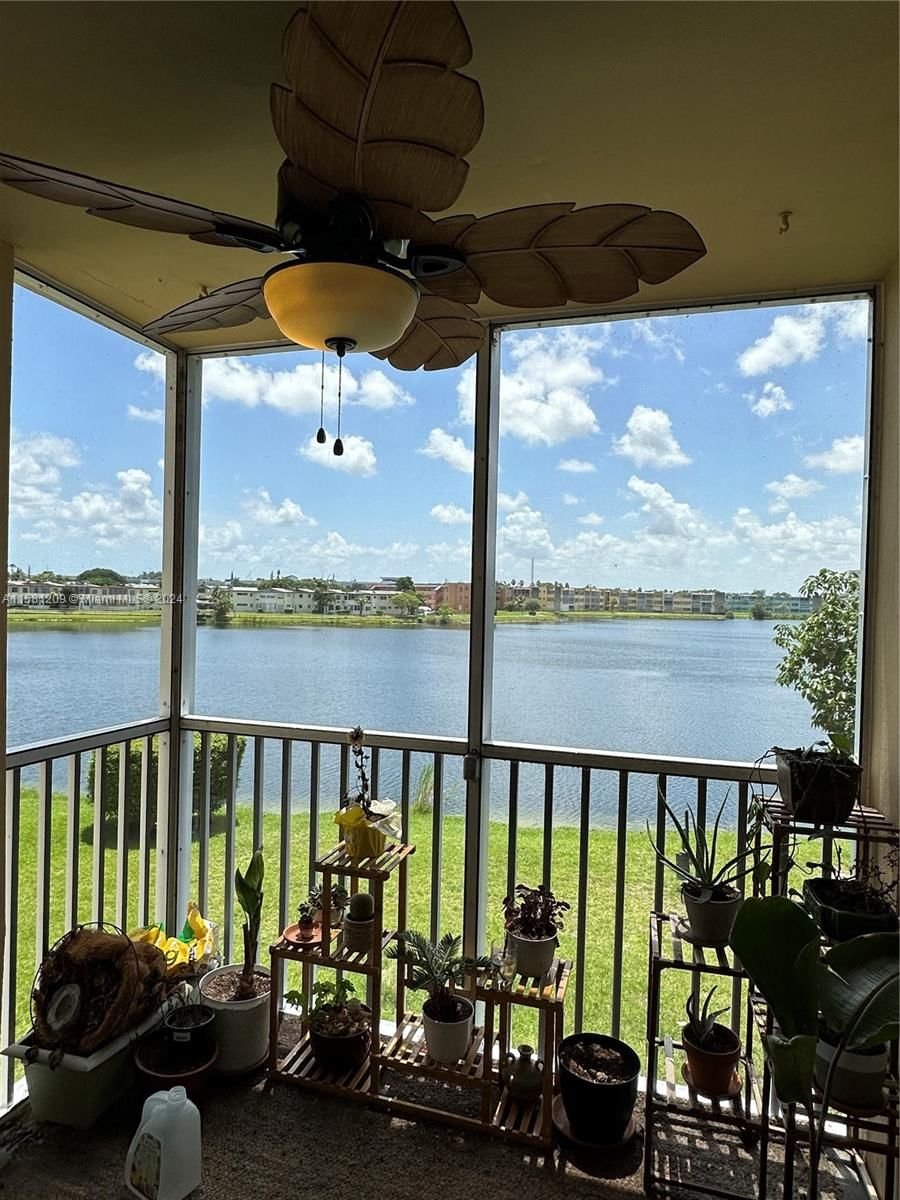 Real estate property located at 1750 191 St #301-1, Miami-Dade County, JADE WINDS GROUP-DAISY GA, Miami, FL