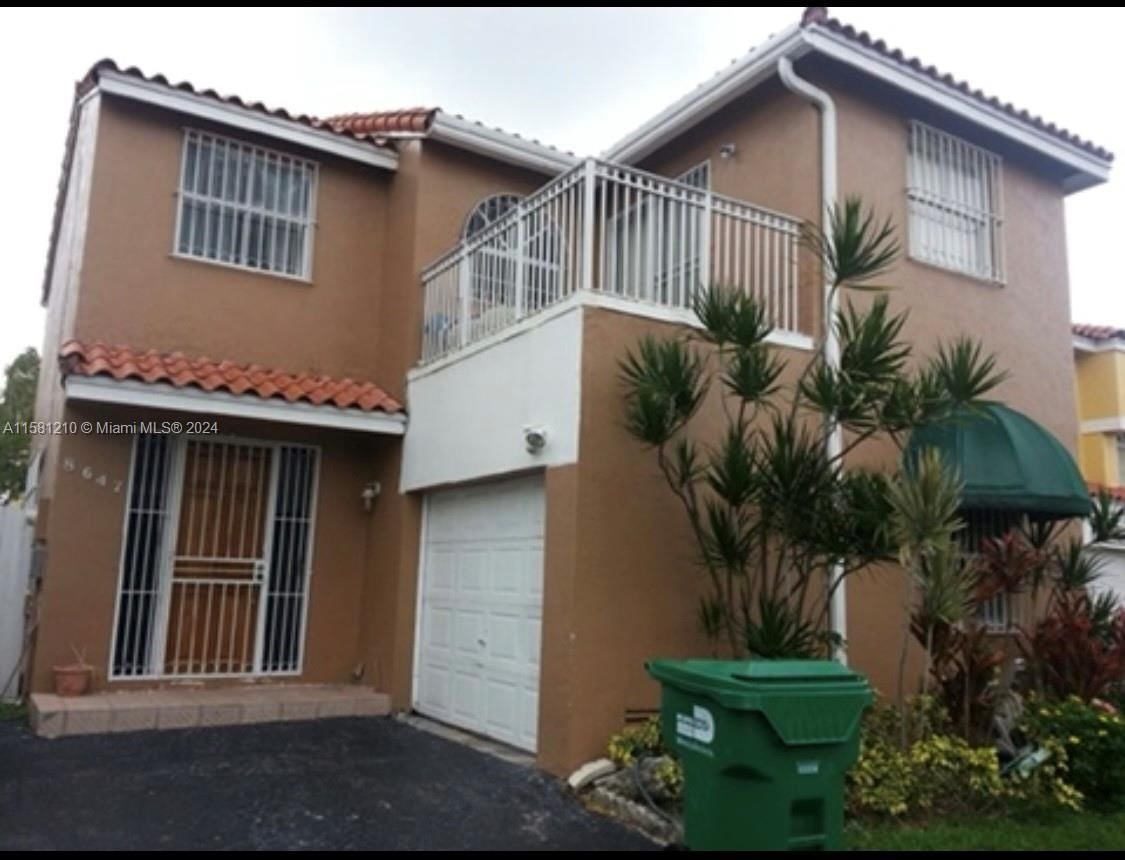 Real estate property located at 8647 2nd St, Miami-Dade County, GALLOWAY LAKES SEC 3, Miami, FL