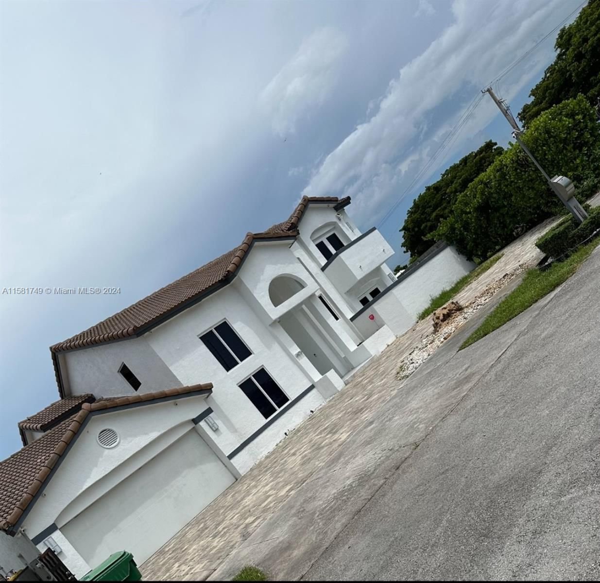 Real estate property located at 625 131st Ct, Miami-Dade County, ROVI SUB, Miami, FL