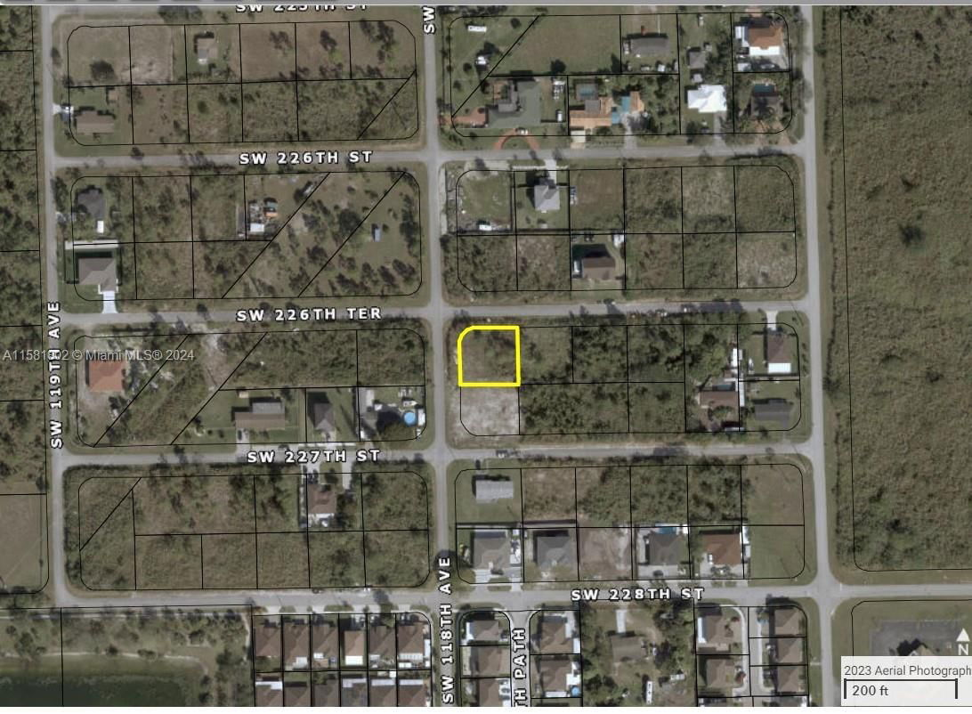 Real estate property located at 118 AVE SW 226 Ter, Miami-Dade County, GOULDS ESTATES SEC 1, Goulds, FL