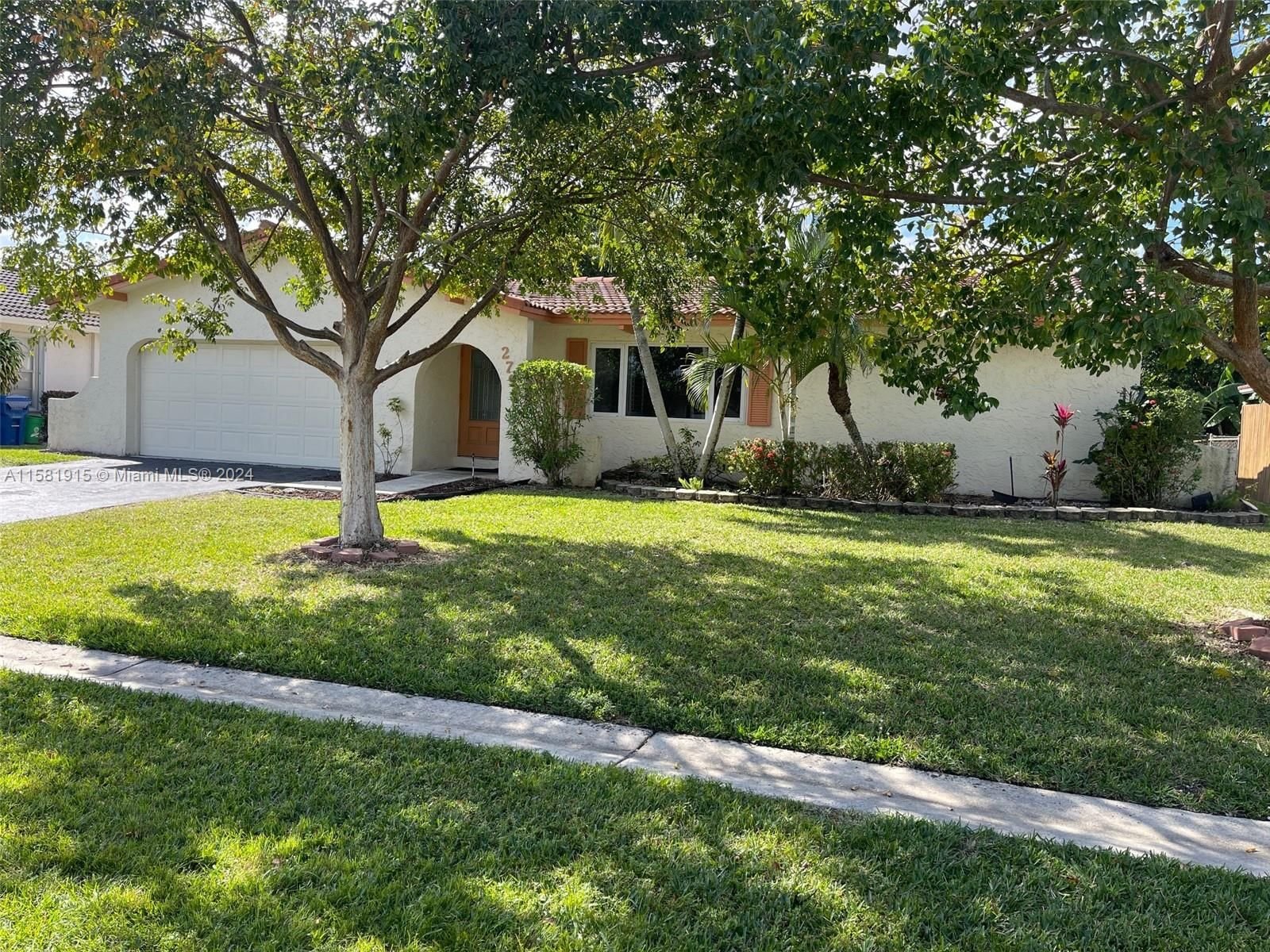 Real estate property located at 2794 121st Dr, Broward County, WESTCHESTER, Coral Springs, FL