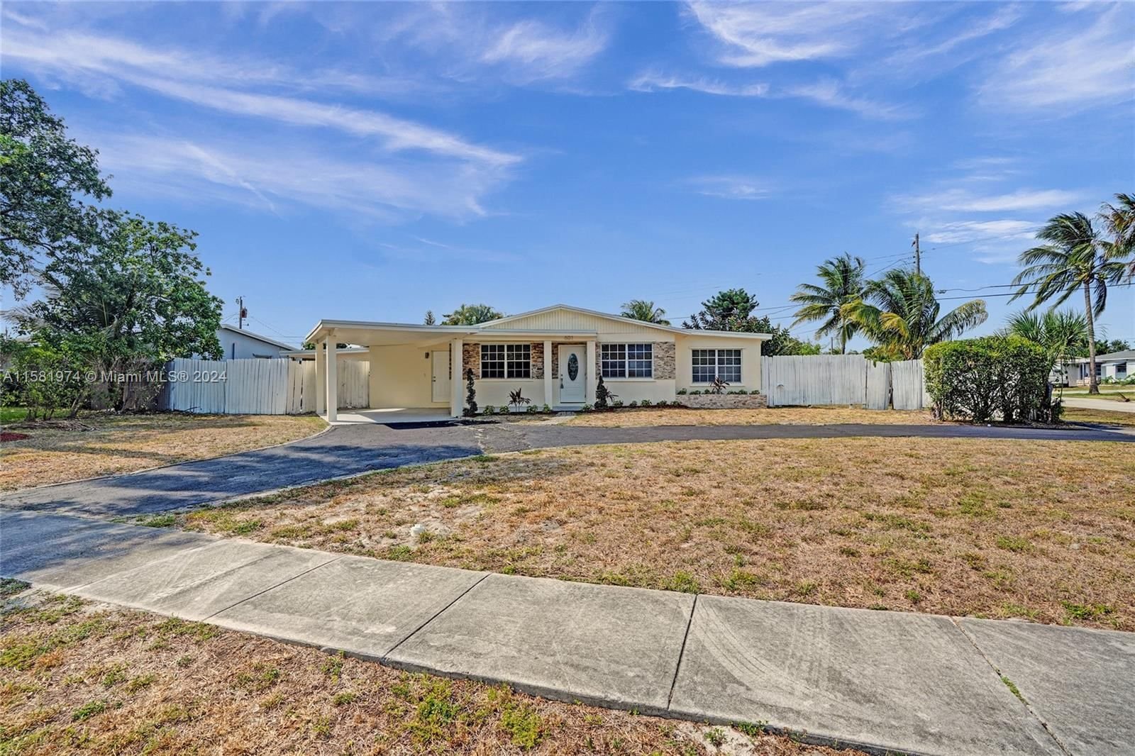 Real estate property located at 601 37th St, Broward County, BONNIE LOCH SEC 1, Deerfield Beach, FL