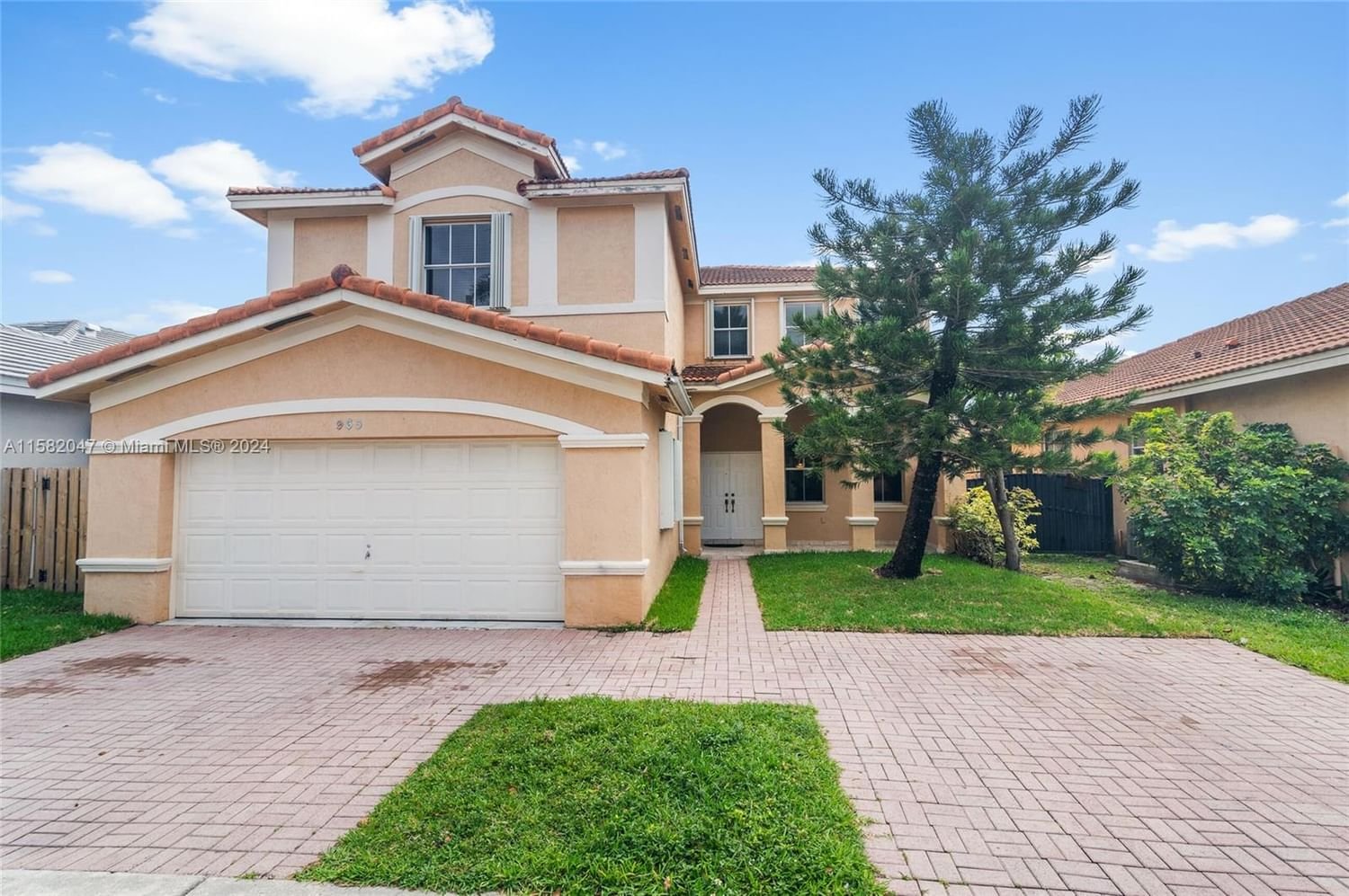 Real estate property located at 965 129th Ave, Miami-Dade County, SHOMA HOMES AT TAMIAMI IV, Miami, FL
