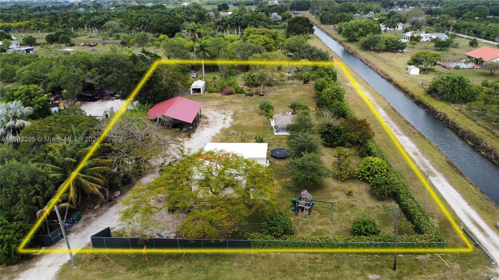Real estate property located at 26785 197th Ave, Miami-Dade County, Redland, Homestead, FL