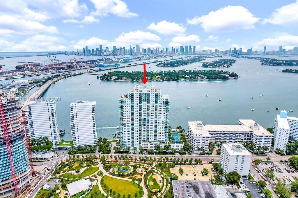 Real estate property located at 650 West Ave #2710, Miami-Dade, THE FLORIDIAN CONDO, Miami Beach, FL