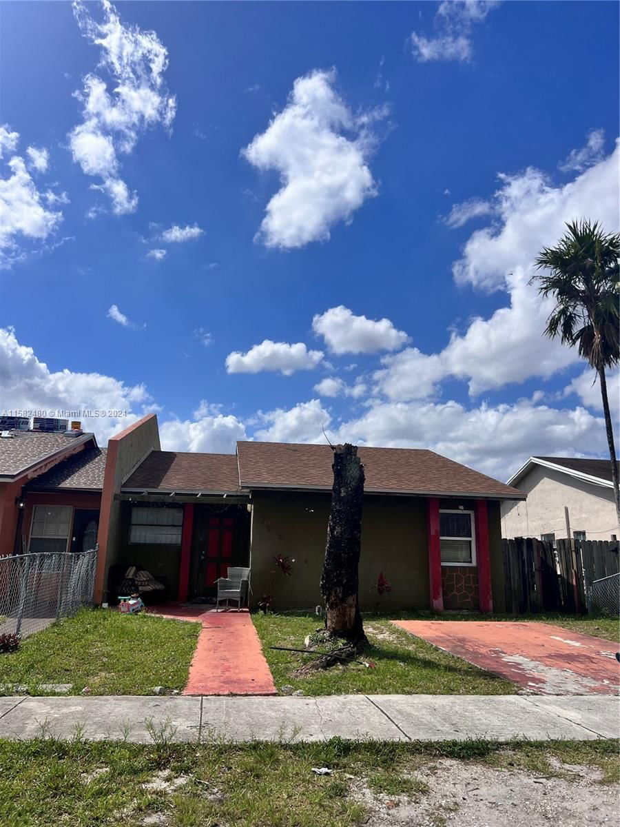 Real estate property located at 3452 194th Ter #3452, Miami-Dade County, HILLS HOMES SUB, Miami Gardens, FL
