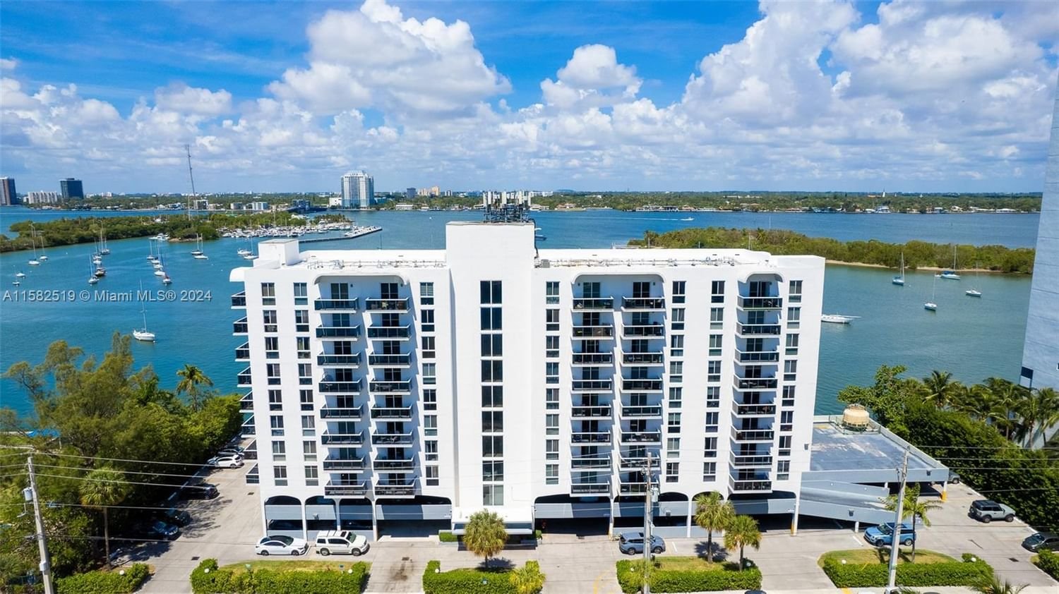 Real estate property located at 7928 West Dr #503, Miami-Dade County, THE ISLANDER CLUB CONDO, North Bay Village, FL