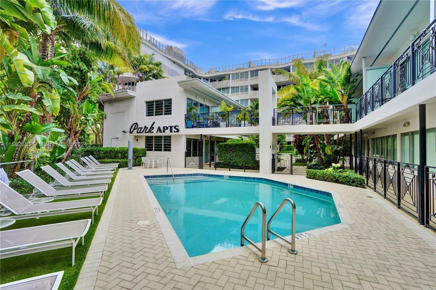 Real estate property located at 2135 Washington Ct TH3-w, Miami-Dade County, Park Villas, Miami Beach, FL