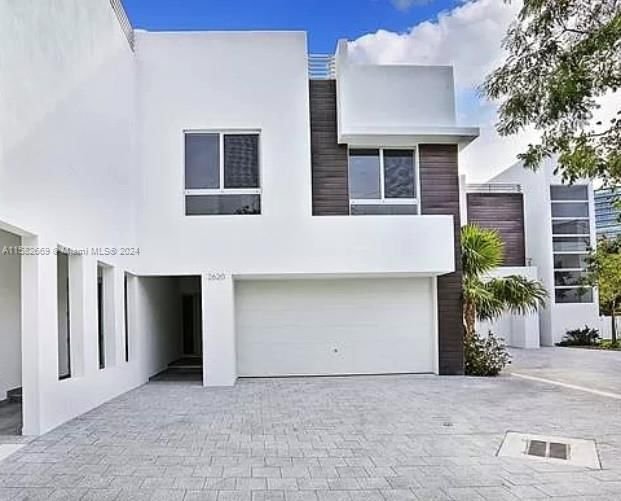 Real estate property located at 2620 Trapp Ave B, Miami-Dade County, LEGACY VILLAS CONDO, Miami, FL