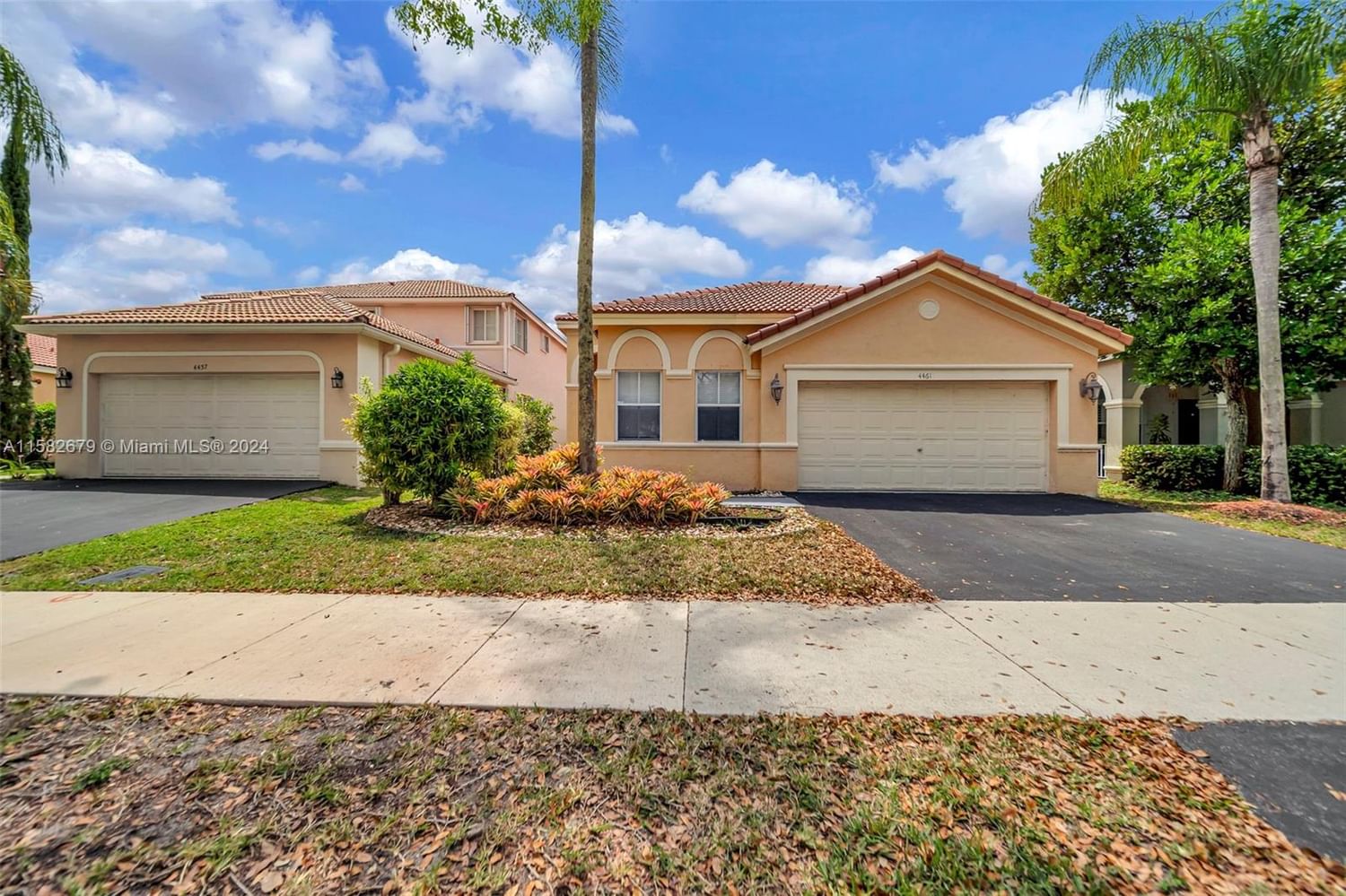 Real estate property located at 4461 Sago Cir, Broward County, SECTOR 8 9 AND 10, Weston, FL